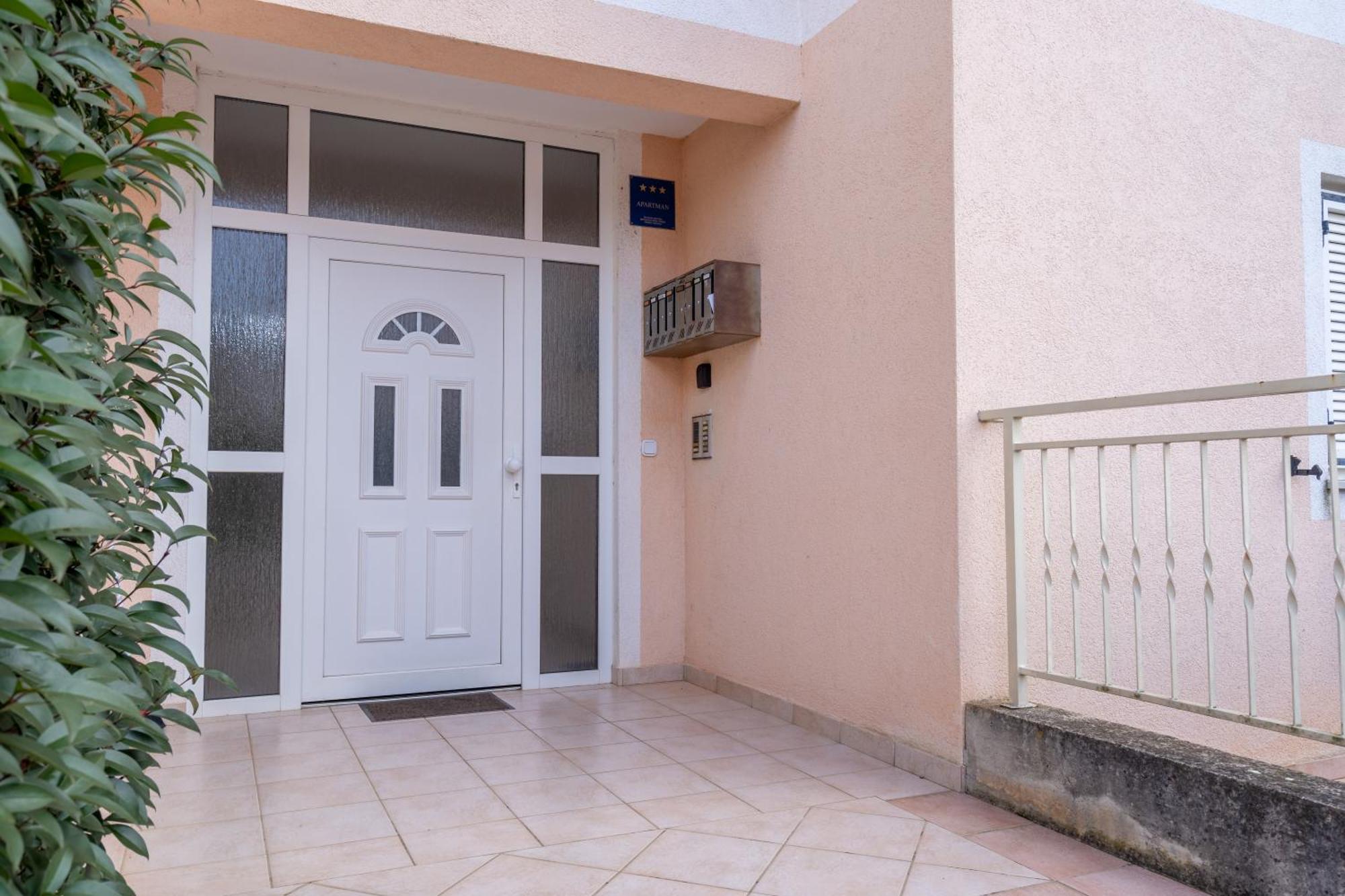 Charmante Wohnung Fusslaeufig Zum Meer In Фунтана Екстериор снимка